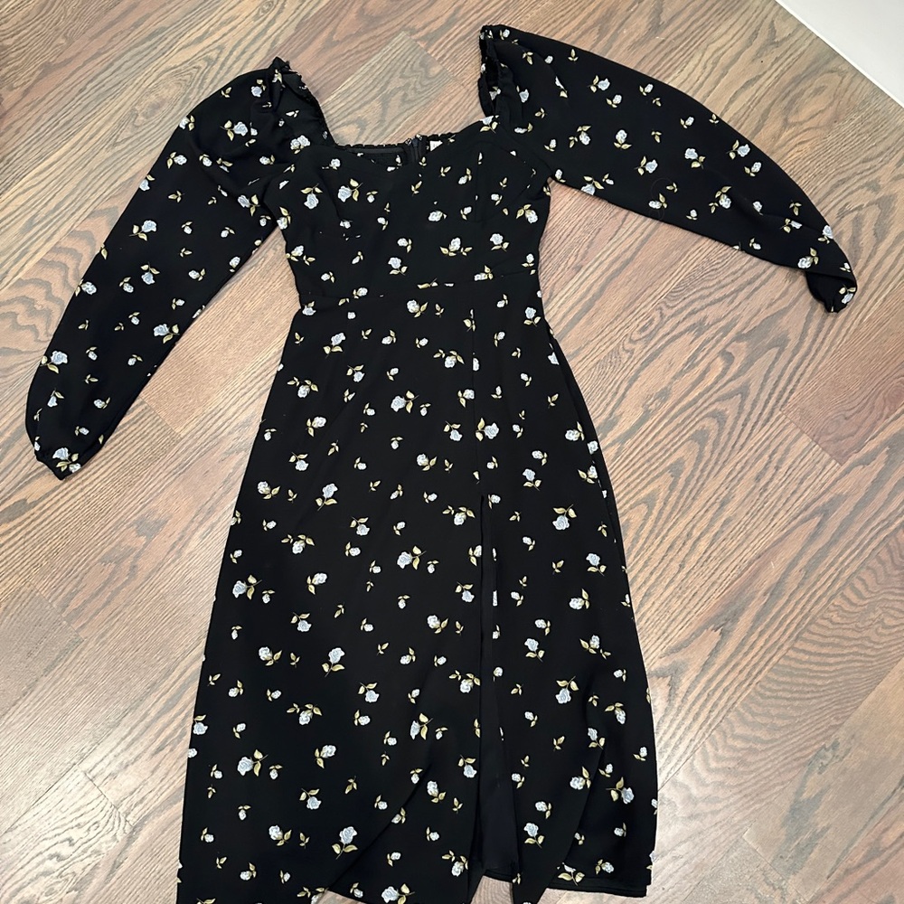 Forever21 - black floral dress - small